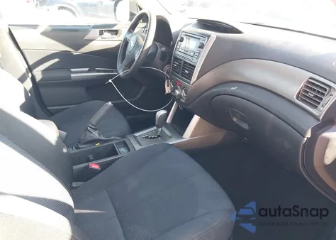 2012 Subaru Forester 2.5X Premium z USA, uszkodzony, nr VIN JF2SHBDC3CH426242